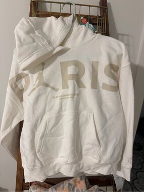 Jordan White Paris Logo hooded sweatshirt with Beige Print